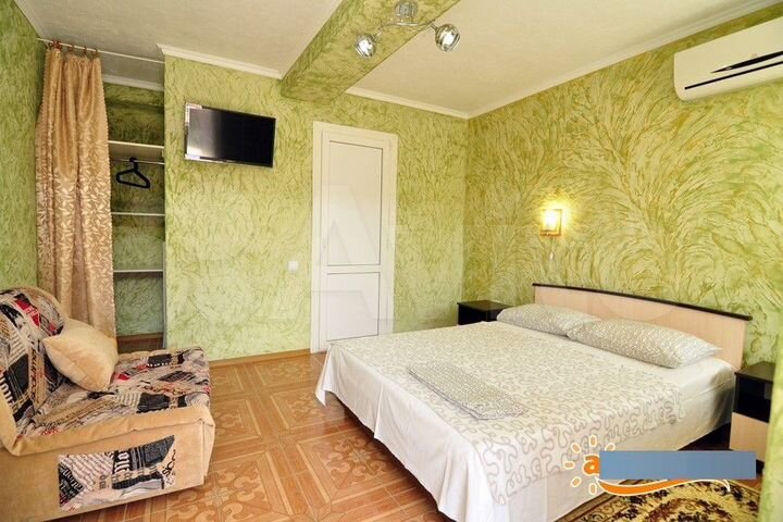 Комната 20 м², 1/3 эт.