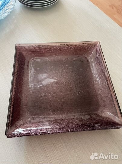 Тарелки квадратные