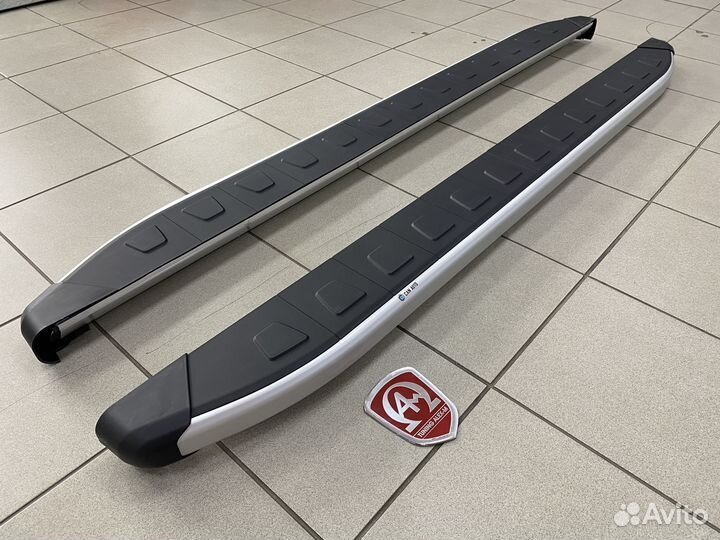 Пороги внешние площадки Volvo XC 60 2008-2017