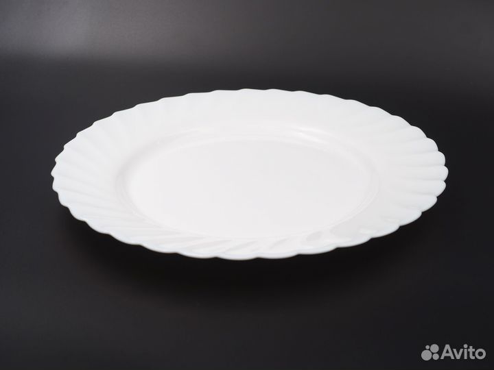 Тарелка обеденная Luminarc 