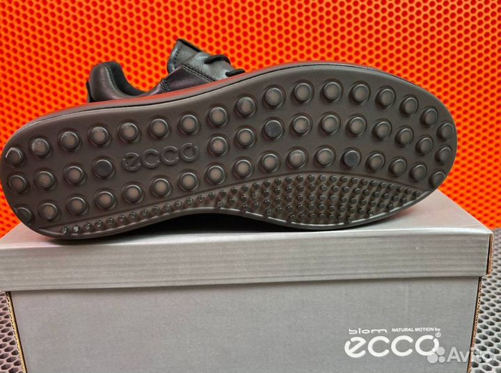 Кроссовки Ecco долговечные