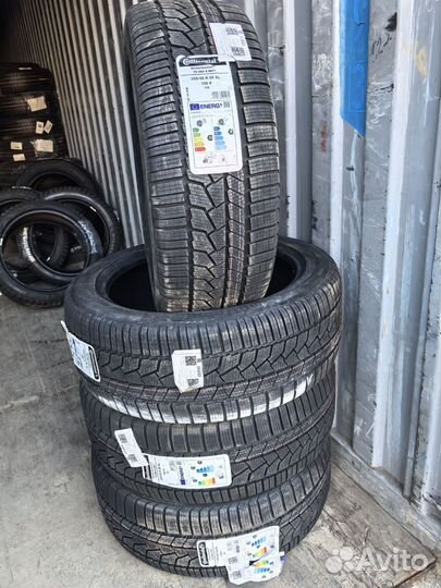 Continental WinterContact TS 860 S 255/45 R20 105V