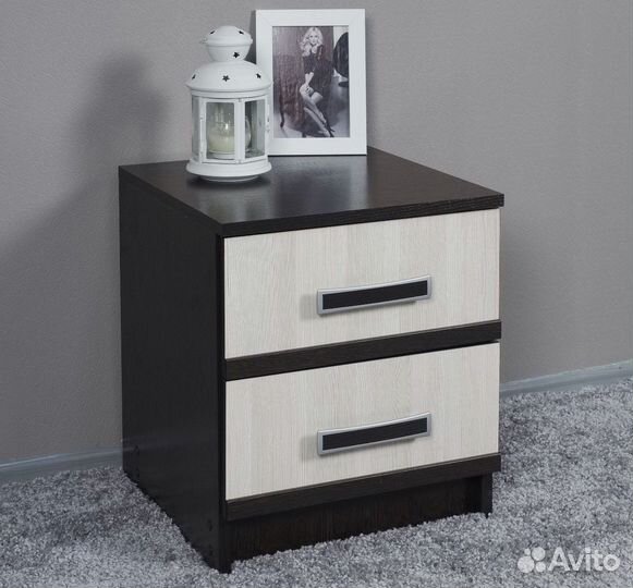 Тумба прикроватная