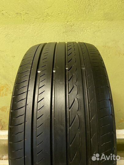 Yokohama Advan dB V551 245/35 R19 93W