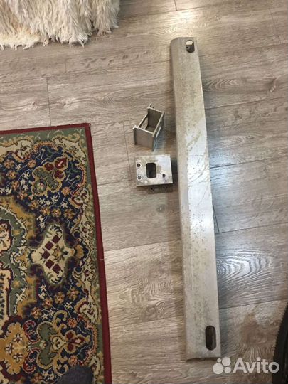 Усилитель заднего бампера