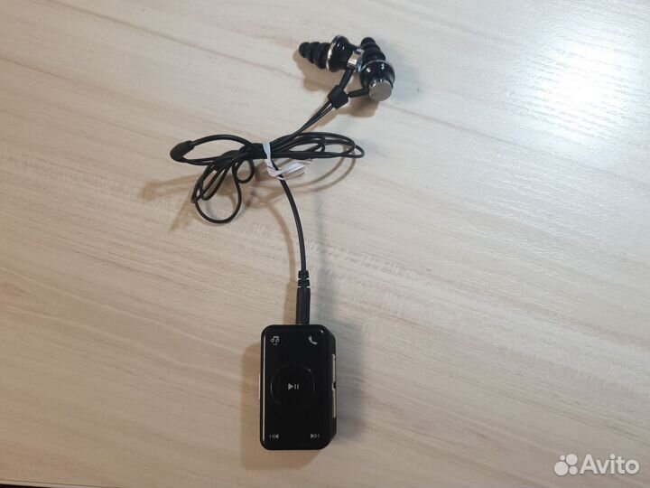 Беспроводные наушники Motorola M605 rokr