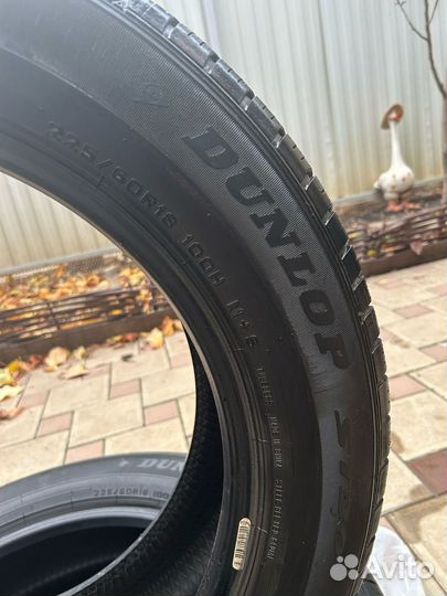 Dunlop Grandtrek ST30 225/60 R18