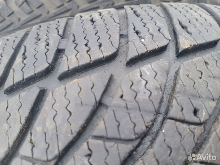 Goodyear UltraGrip Ice 2 225/50 R17