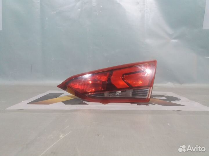 Хендай Солярис 2017- Фонарь правый внутренни 28450