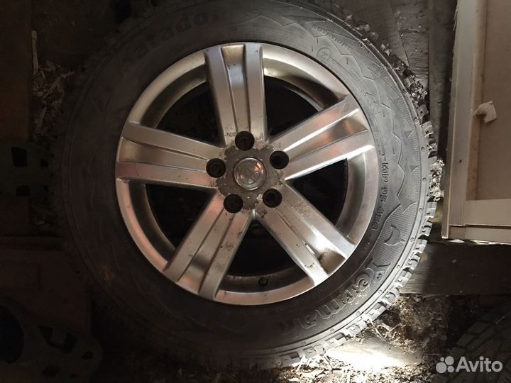 Продам диски литые R16