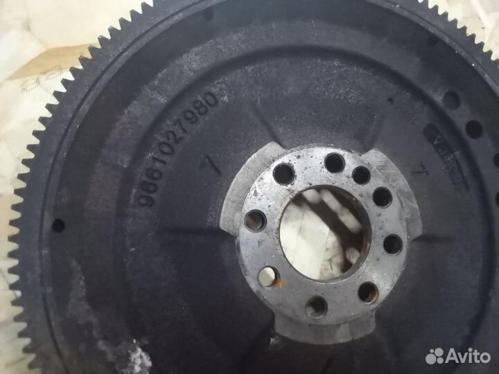 Моховик с корзиной и диском сцепления peugeot 407