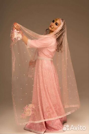 Костюм для индийских танцев