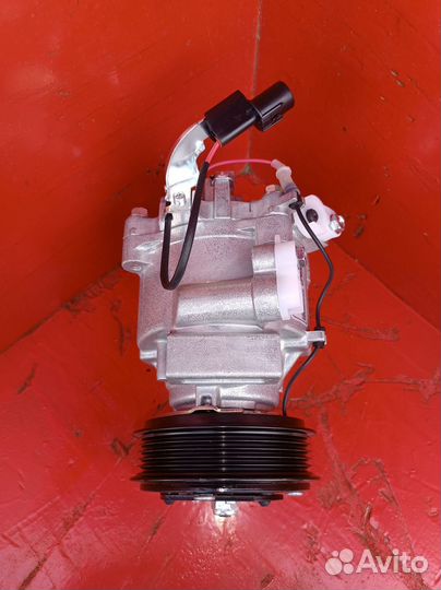 Компрессор кондиционера Mitsubishi Asx