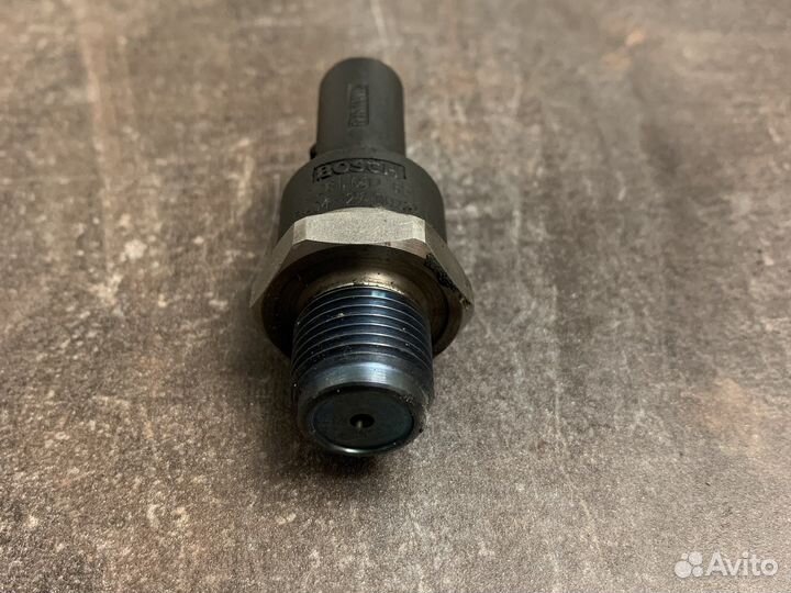 Датчик давления топлива Audi A6 C6
