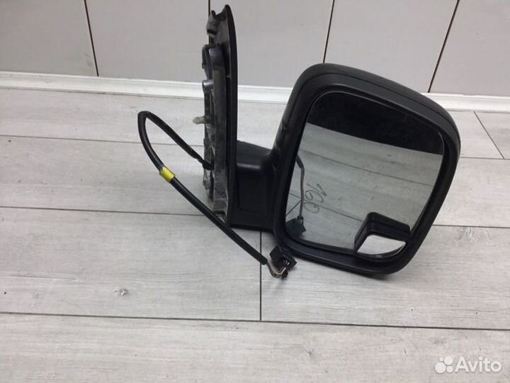 Зеркало двери правое Volkswagen Caddy фургон BLS