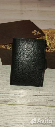 Кошелёк кожаный новый