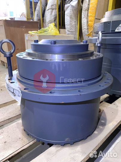 Бортовой редуктор Komatsu PC120SC-6 TZ270B1000-00