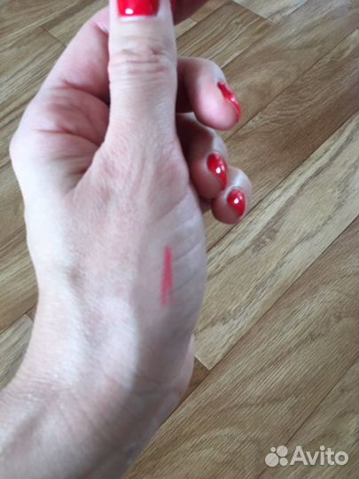 Карандаши для глаз Риммел, Буржуа