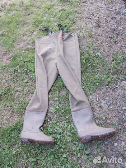 Болотные сапоги