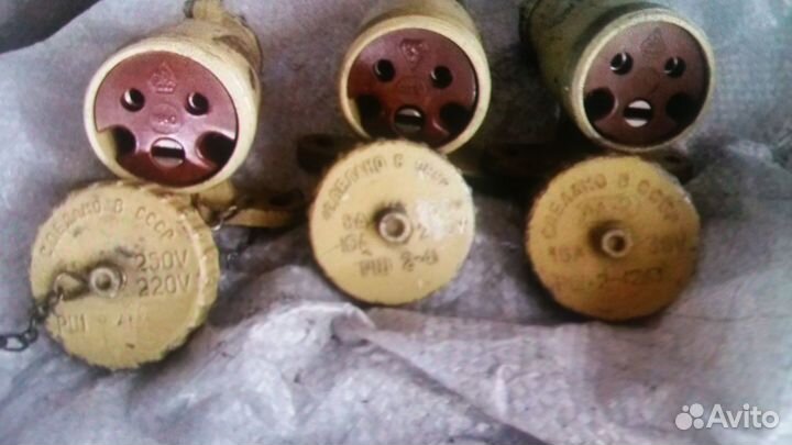 Розетка штепсельная рш