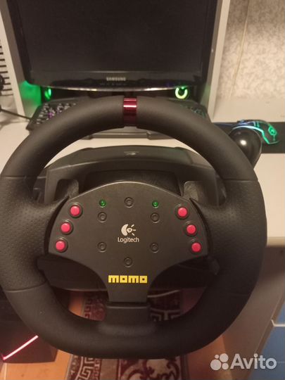 Logitech Momo Racing