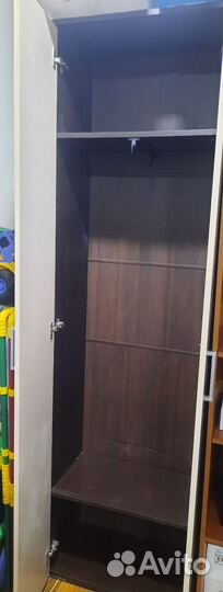 Шкаф распашной