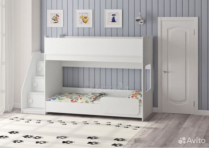 Двухъярусная кровать