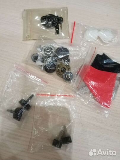 Пуговицы обычные и для джинц, набойки для ботинок