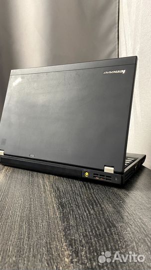 Игровой Lenovo ThinkPad i3/ram 6gb/SSD новый