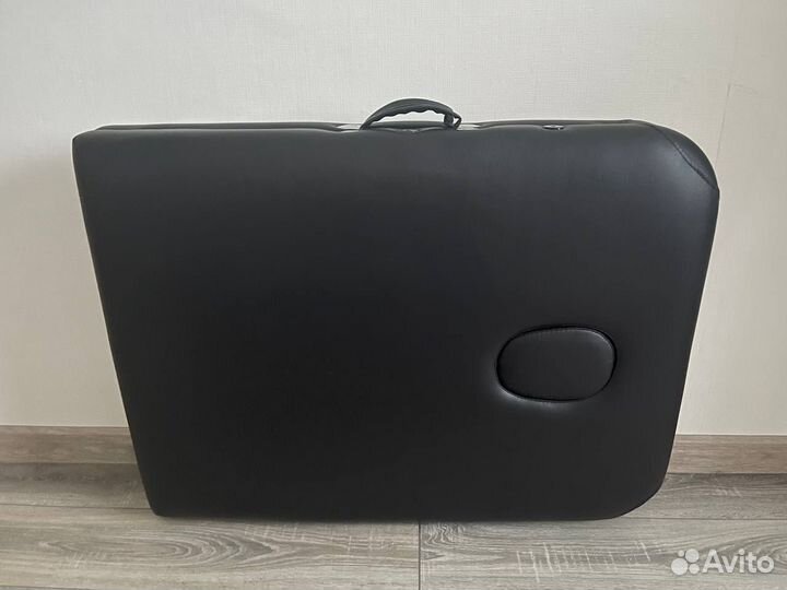 Массажный стол