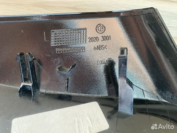 Накладка зеркала ф30