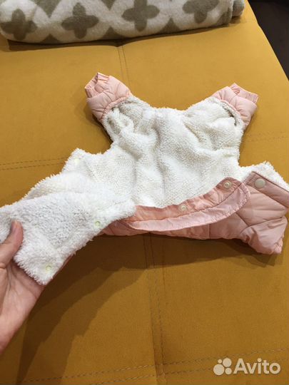 Пуховичок на маленькую собачку