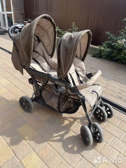 Коляска для двойни