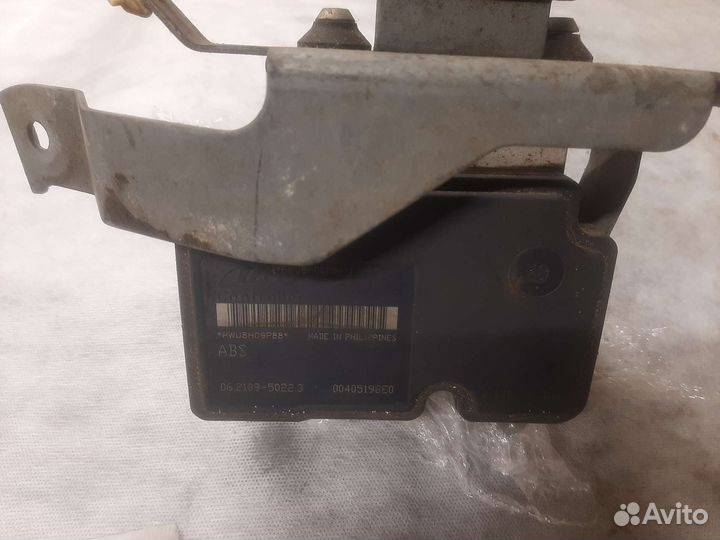 Блок ABS Mitsubishi Lancer 10