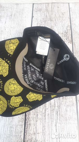 Бейсболка Versace