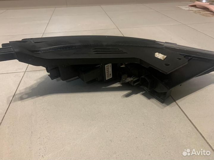 Фара габаритная левая Hyundai Santa Fe IV