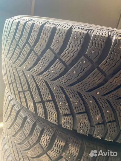 Michelin X-Ice North 4 235/55 R19 105T