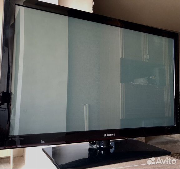 Телевизор samsung