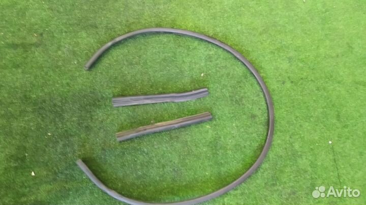 Уплотнение под капот Audi A6 Allroad C5 BES 2004