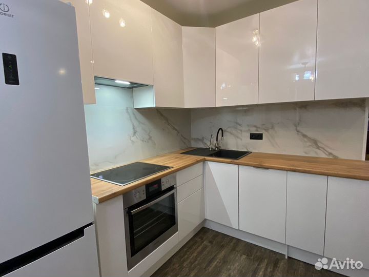 Кухня новая