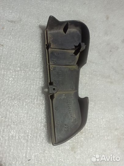 Заглушка сидения правая Toyota Carina st190