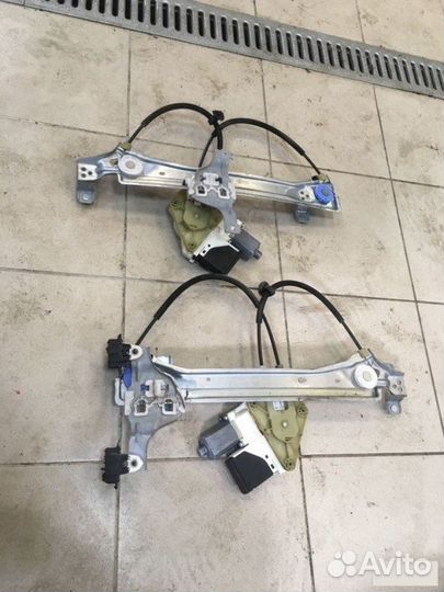 Стеклоподъемник Renault Megane 3 K4M