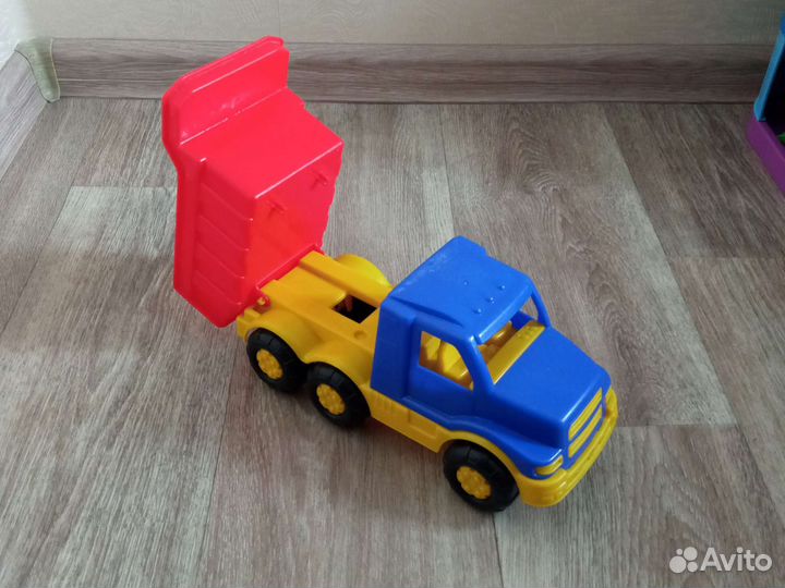 Детский грузовик