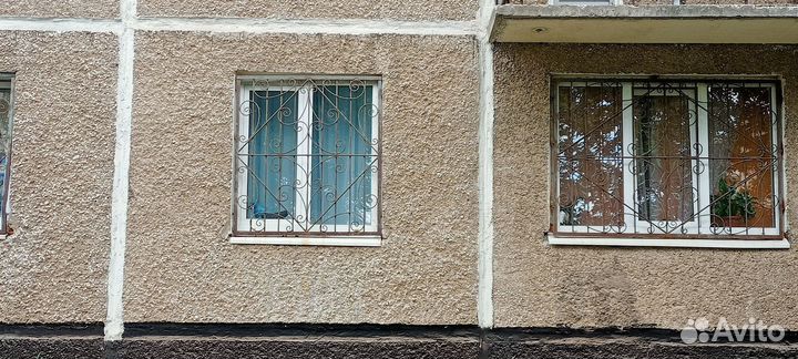 Металлические решетки на окна бу