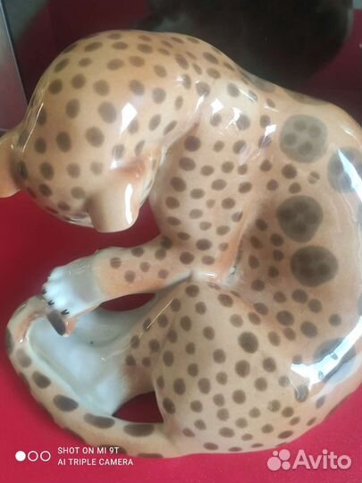 Статуэтки фарфор