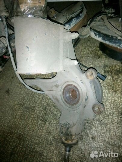 Поворотные кулаки Пежо 308