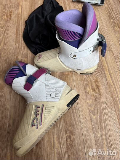 Детские горнолыжные ботинки 240 мм Австралия бу