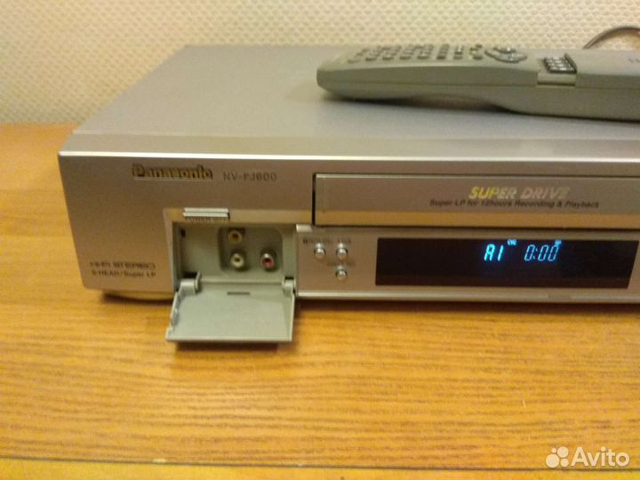 Panasonic NV-FJ600 Hi-Fi Stereo