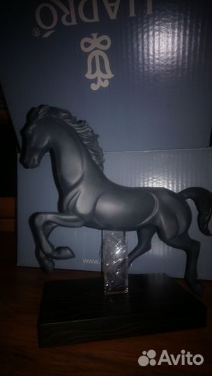 Статуэтка gallop III, Lladro