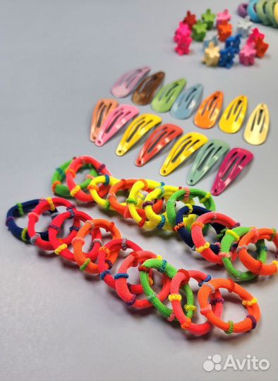 Набор заколок и резинок для волос 780 шт